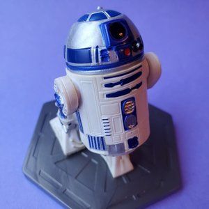 Disney Star Wars R2-D2 Cake Topper